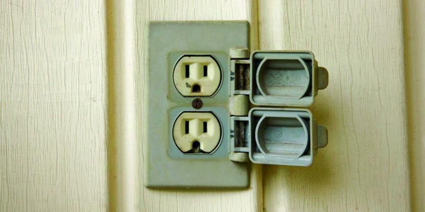 How to Protect Outdoor Outlets