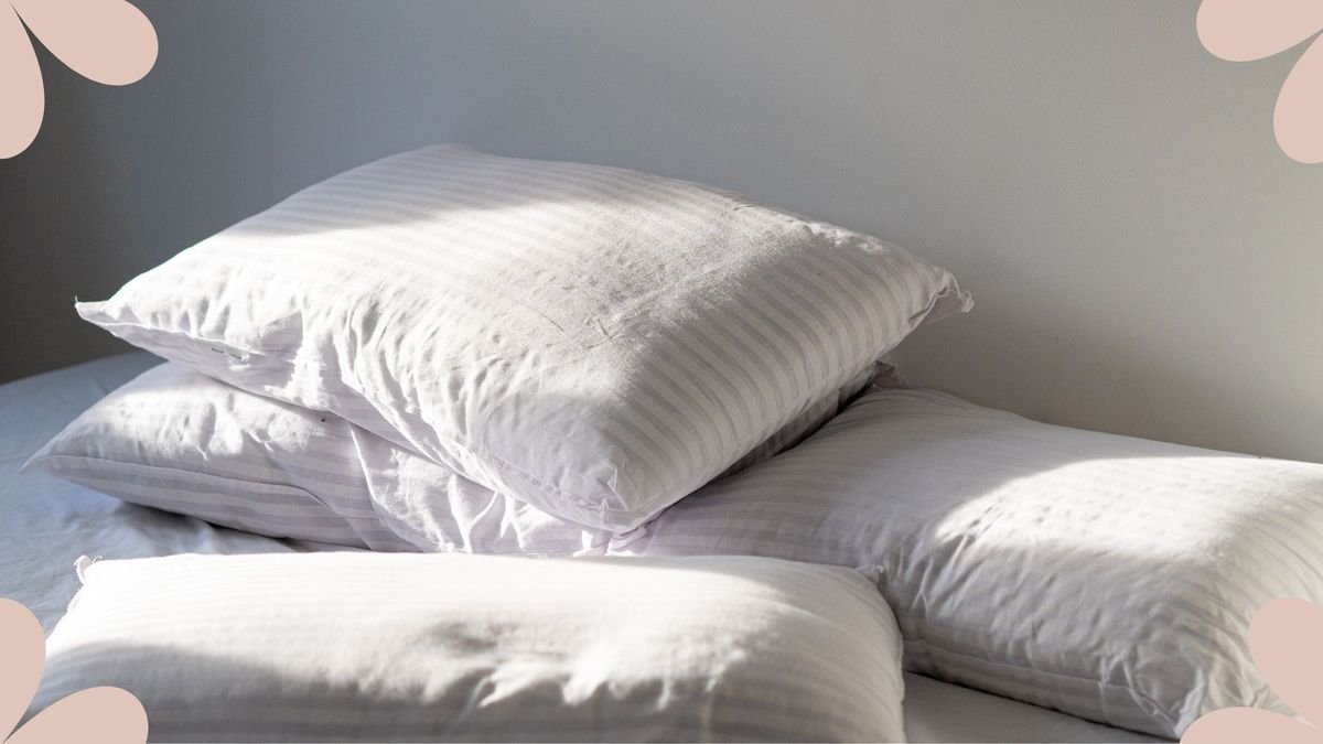 The viral pillow cleaning hack that has bed experts puzzled