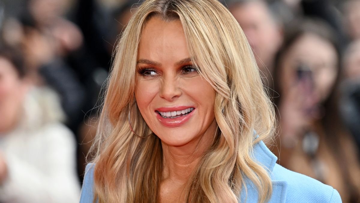 Amanda Holden’s Great Gatsby-core bedroom makeover